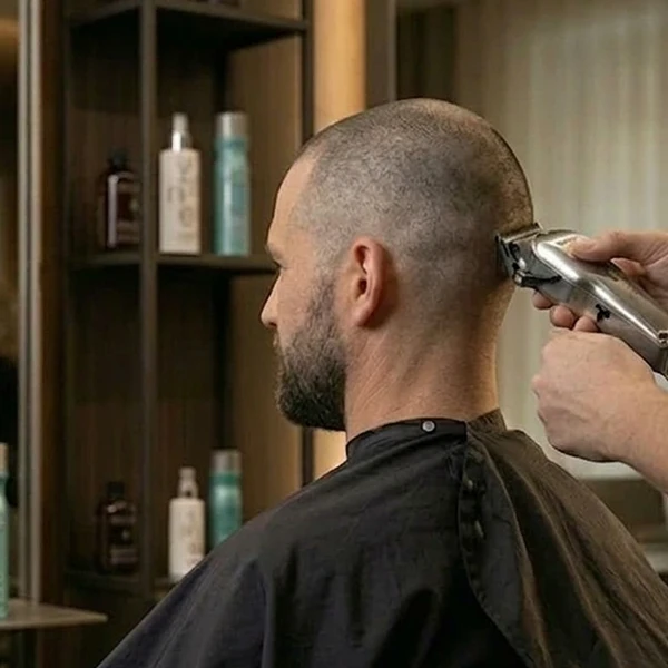 Pánský střih strojkem + masáž hlavy